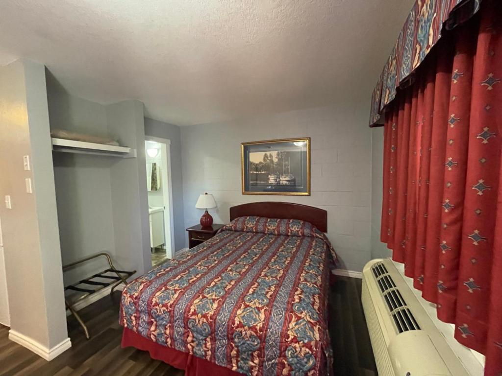Arrow Lake Motel Fauquier Bagian luar foto