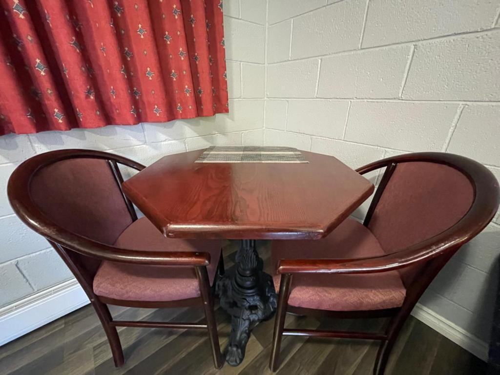 Arrow Lake Motel Fauquier Bagian luar foto